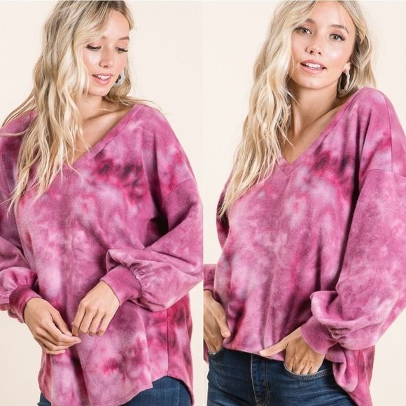 Soft Magenta V-Neck Tie Dye Top - Picture 2 of 5